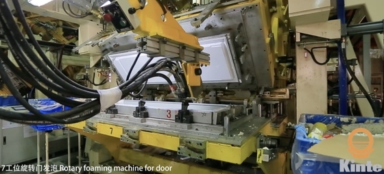 Apparecchiature domestiche frigorifero attrezzature di produzione ¥7 stazione linea di schiumazione a pannelli rotativi di porte